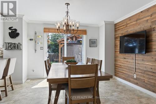 56 Mapleridge Crescent, Thames Centre (Dorchester), ON - Indoor Photo Showing Dining Room