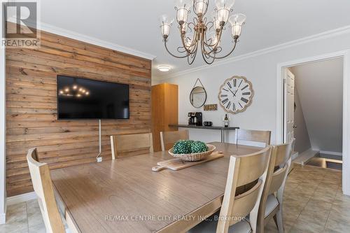 56 Mapleridge Crescent, Thames Centre (Dorchester), ON - Indoor Photo Showing Dining Room