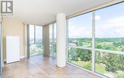 1009 - 10 Markbrook Lane, Toronto, ON - Indoor Photo Showing Other Room