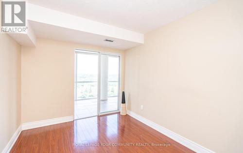 1009 - 10 Markbrook Lane, Toronto, ON - Indoor Photo Showing Other Room