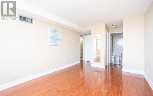 1009 - 10 Markbrook Lane, Toronto, ON - Indoor Photo Showing Other Room