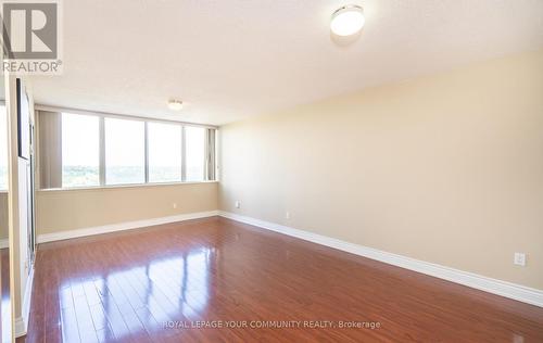 1009 - 10 Markbrook Lane, Toronto, ON - Indoor Photo Showing Other Room