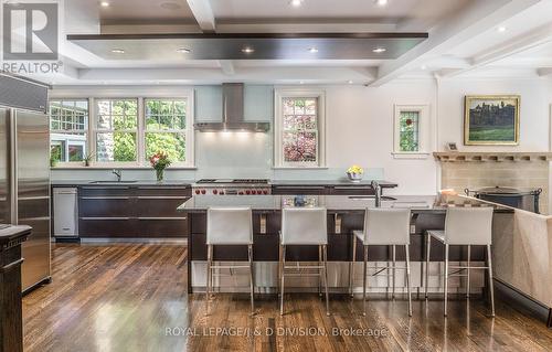 188 Glencairn Avenue, Toronto, ON - Indoor Photo Showing Kitchen With Upgraded Kitchen