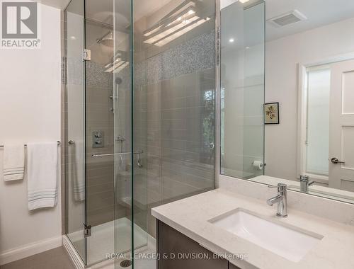 188 Glencairn Avenue, Toronto, ON - Indoor Photo Showing Bathroom