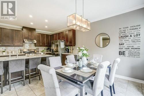 54 Butterwood Lane, Whitchurch-Stouffville (Stouffville), ON - Indoor Photo Showing Dining Room