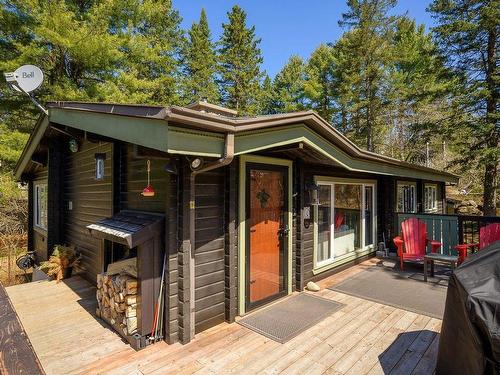 FaÃ§ade - 10 Rue Jean, Morin-Heights, QC - Outdoor With Deck Patio Veranda