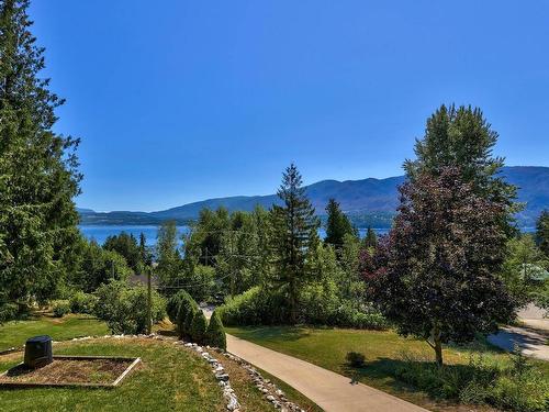 2943 Hopwood Road, North Shuswap, BC 