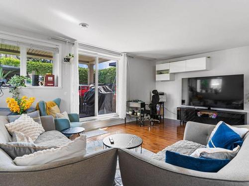 Salon - 1-7490 Rue Lautrec, Brossard, QC - Indoor Photo Showing Living Room