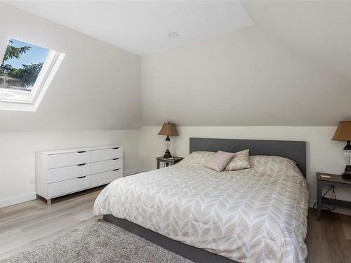 422 Powell St, Victoria, BC - Indoor Photo Showing Bedroom