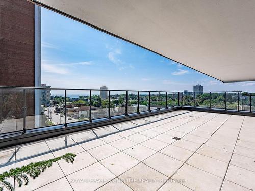 803-21 Park St E, Mississauga, ON - Outdoor With View With Exterior