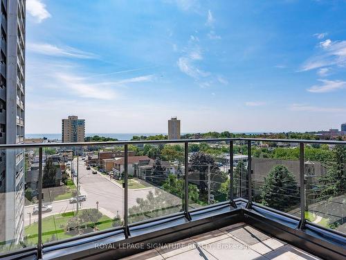 803-21 Park St E, Mississauga, ON - Outdoor With View