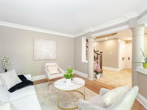 30 Stone St, Halton Hills, ON - Indoor Photo Showing Living Room