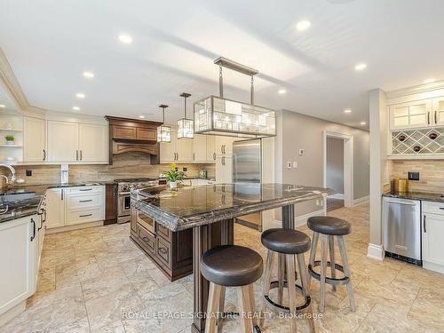 30 Stone St, Halton Hills, ON - Indoor Photo Showing Kitchen With Stainless Steel Kitchen With Upgraded Kitchen