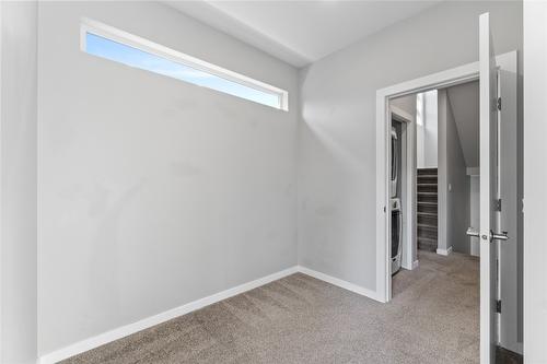 4077 28 Street, Vernon, BC - Indoor Photo Showing Other Room