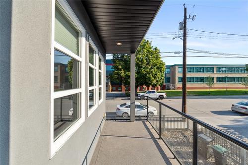 4077 28 Street, Vernon, BC - Outdoor With Balcony