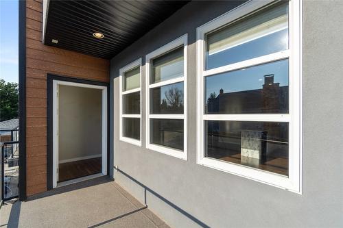 4077 28 Street, Vernon, BC - Outdoor With Exterior