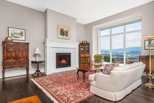 4016 Terrapin Place, Vernon, BC - Indoor Photo Showing Living Room With Fireplace