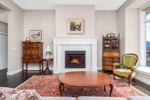 4016 Terrapin Place, Vernon, BC - Indoor Photo Showing Living Room With Fireplace