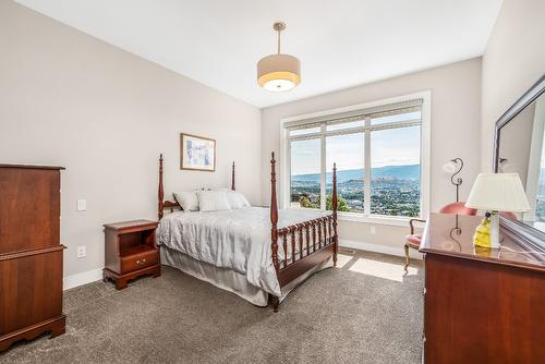 4016 Terrapin Place, Vernon, BC - Indoor Photo Showing Bedroom