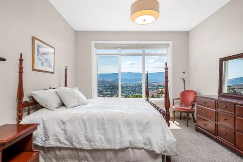 4016 Terrapin Place, Vernon, BC - Indoor Photo Showing Bedroom