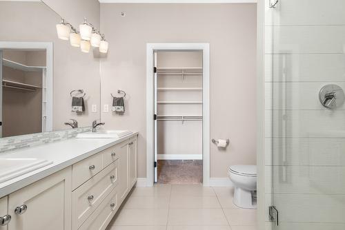 4016 Terrapin Place, Vernon, BC - Indoor Photo Showing Bathroom