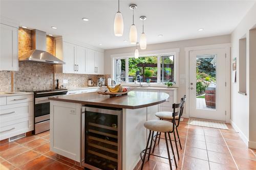 2356 Gammon Road, Naramata, BC - Indoor Photo Showing Kitchen With Upgraded Kitchen