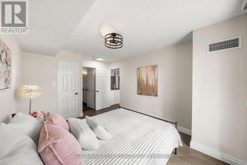 2507 - 28 Empress Avenue, Toronto (Willowdale East), ON - Indoor Photo Showing Bedroom