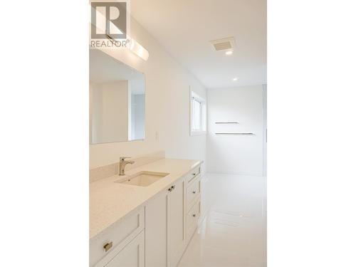 64 Wozney Street, Kitimat, BC - Indoor Photo Showing Bathroom