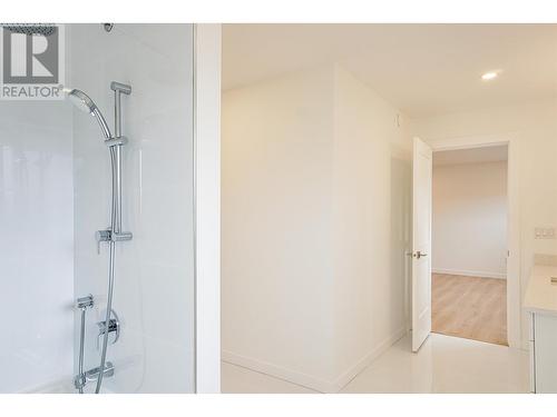 64 Wozney Street, Kitimat, BC - Indoor Photo Showing Bathroom