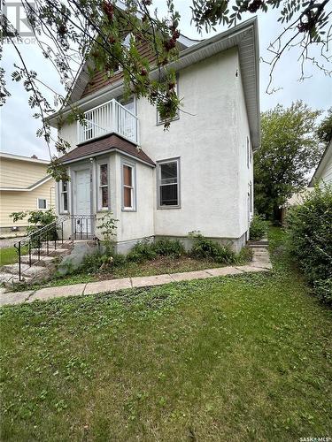 138 Fourth Avenue N, Yorkton, SK - Outdoor