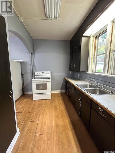 138 Fourth Avenue N, Yorkton, SK - Indoor Photo Showing Kitchen With Double Sink