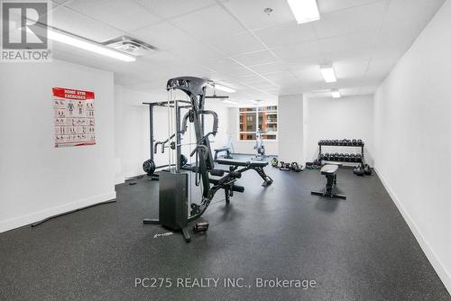 2708 - 1410 Dupont Street, Toronto (Dovercourt-Wallace Emerson-Junction), ON - Indoor Photo Showing Gym Room