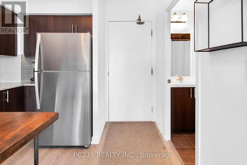 2708 - 1410 Dupont Street, Toronto (Dovercourt-Wallace Emerson-Junction), ON - Indoor Photo Showing Kitchen