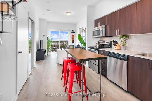 2708 - 1410 Dupont Street, Toronto (Dovercourt-Wallace Emerson-Junction), ON - Indoor Photo Showing Kitchen