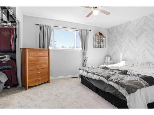 3509 42 Avenue, Vernon, BC - Indoor Photo Showing Bedroom