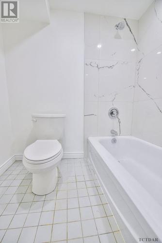 920 Suzanne St, Timmins, ON - Indoor Photo Showing Bathroom