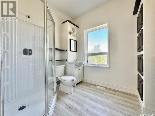 24 Agricultural Avenue, Yorkton, SK - Indoor Photo Showing Bathroom