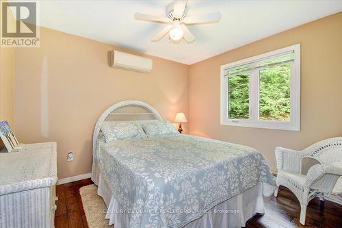 1170-A Dam Road, Hastings Highlands, ON - Indoor Photo Showing Bedroom