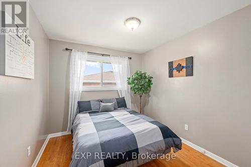 837 Osgoode Drive, London, ON - Indoor Photo Showing Bedroom