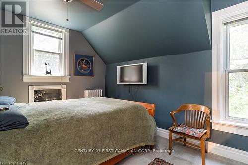 11943 Graham Road, West Elgin (West Lorne), ON - Indoor Photo Showing Bedroom