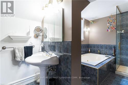 11943 Graham Road, West Elgin (West Lorne), ON - Indoor Photo Showing Bathroom