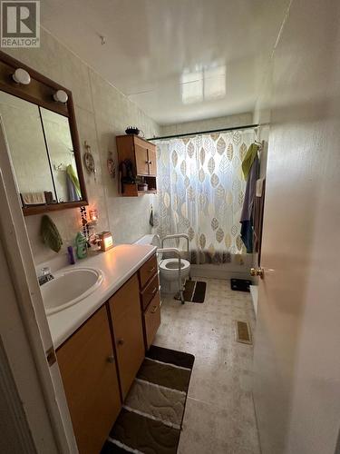 9 Hill Street, Trinity, NL - Indoor Photo Showing Bathroom