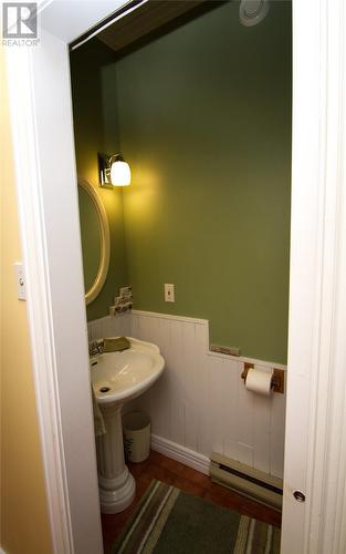 11 Terraview Drive N, Glovertown, NL - Indoor Photo Showing Bathroom