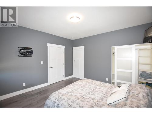 532 Loon Avenue, Vernon, BC - Indoor Photo Showing Bedroom