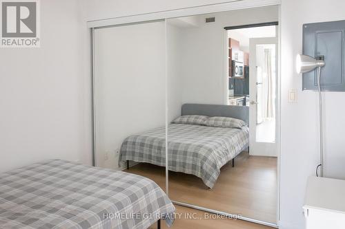 1014 - 96 St Patrick Street, Toronto (Kensington-Chinatown), ON - Indoor Photo Showing Bedroom