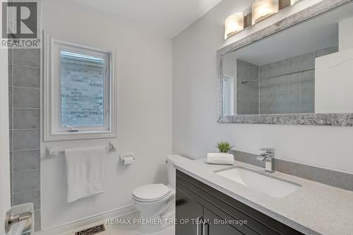 49 Queen Isabella Crescent, Vaughan (Vellore Village), ON - Indoor Photo Showing Bathroom