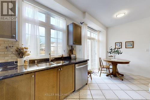 10 - 10 Post Oak Drive, Richmond Hill, ON - Indoor Photo Showing Kitchen With Double Sink