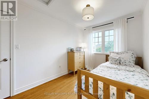 10 - 10 Post Oak Drive, Richmond Hill, ON - Indoor Photo Showing Bedroom