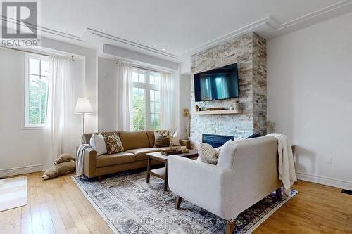 10 - 10 Post Oak Drive, Richmond Hill, ON - Indoor Photo Showing Living Room With Fireplace