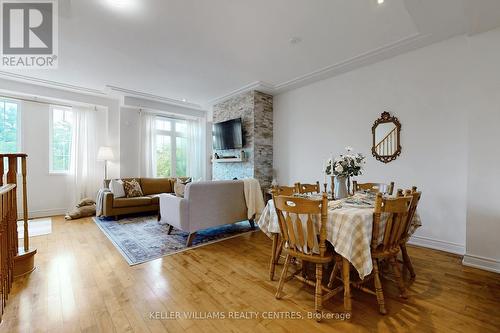 10 - 10 Post Oak Drive, Richmond Hill, ON - Indoor Photo Showing Dining Room